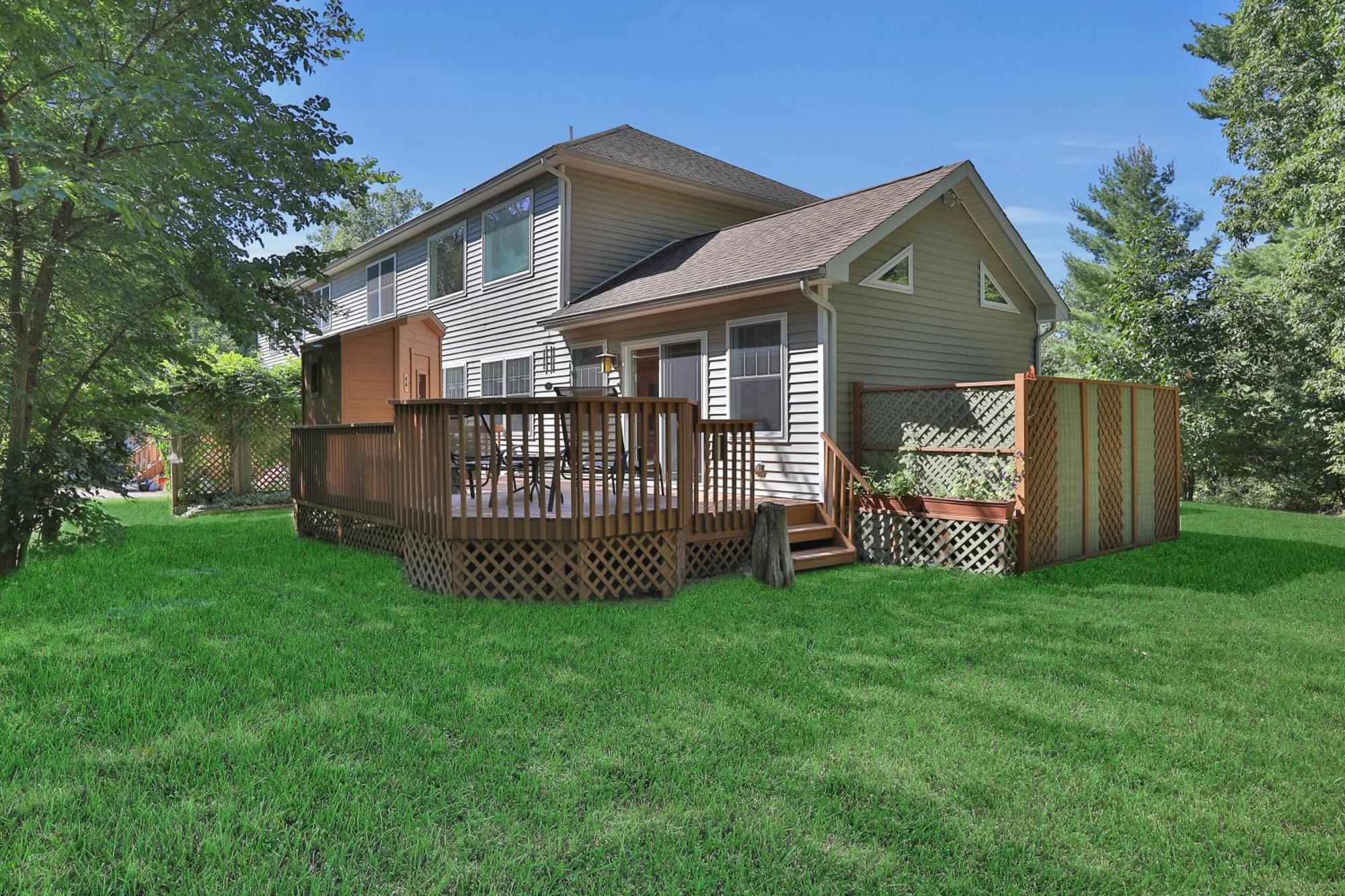 Moondance Ridge Bed & Breakfast *